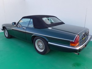 Jaguar XJ12 