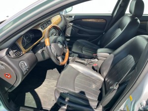 Jaguar X-Type 