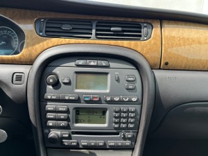 Jaguar X-Type 