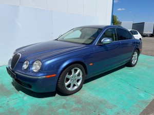 Jaguar S-Type 