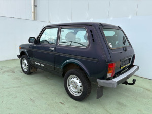 Lada Niva 
