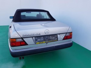 Mercedes-Benz 300 