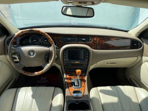 Jaguar S-Type 