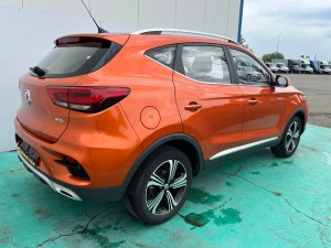 MG ZS 