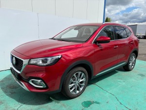 MG HS 