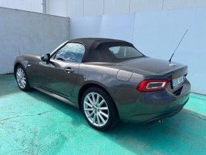 Fiat 124 Spider 