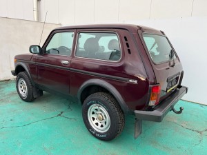 Lada Niva 