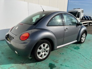 Volkswagen New Beetle 