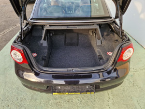 Volkswagen Eos 